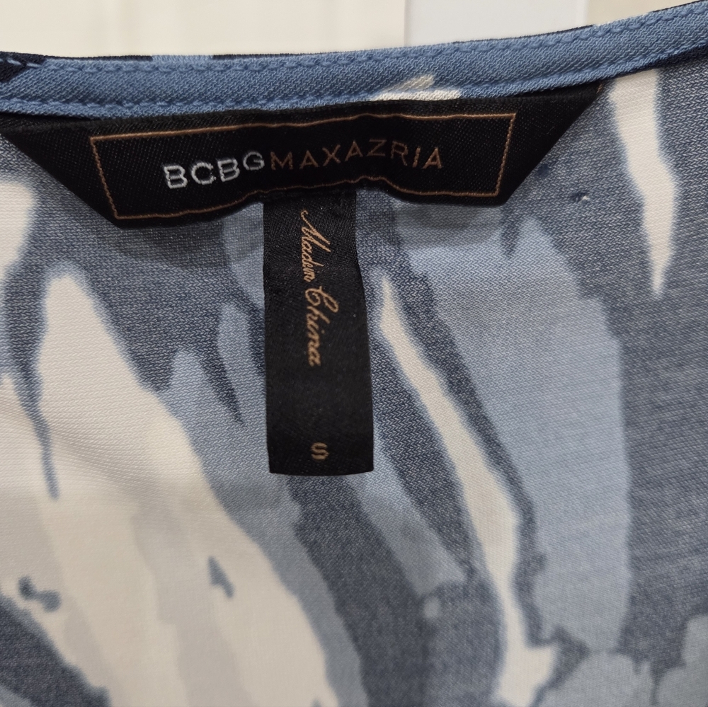 BCBGMAXAZARIA EMMA FAUX WRAP DRESS SIZE SMALL - Picture 6 of 7